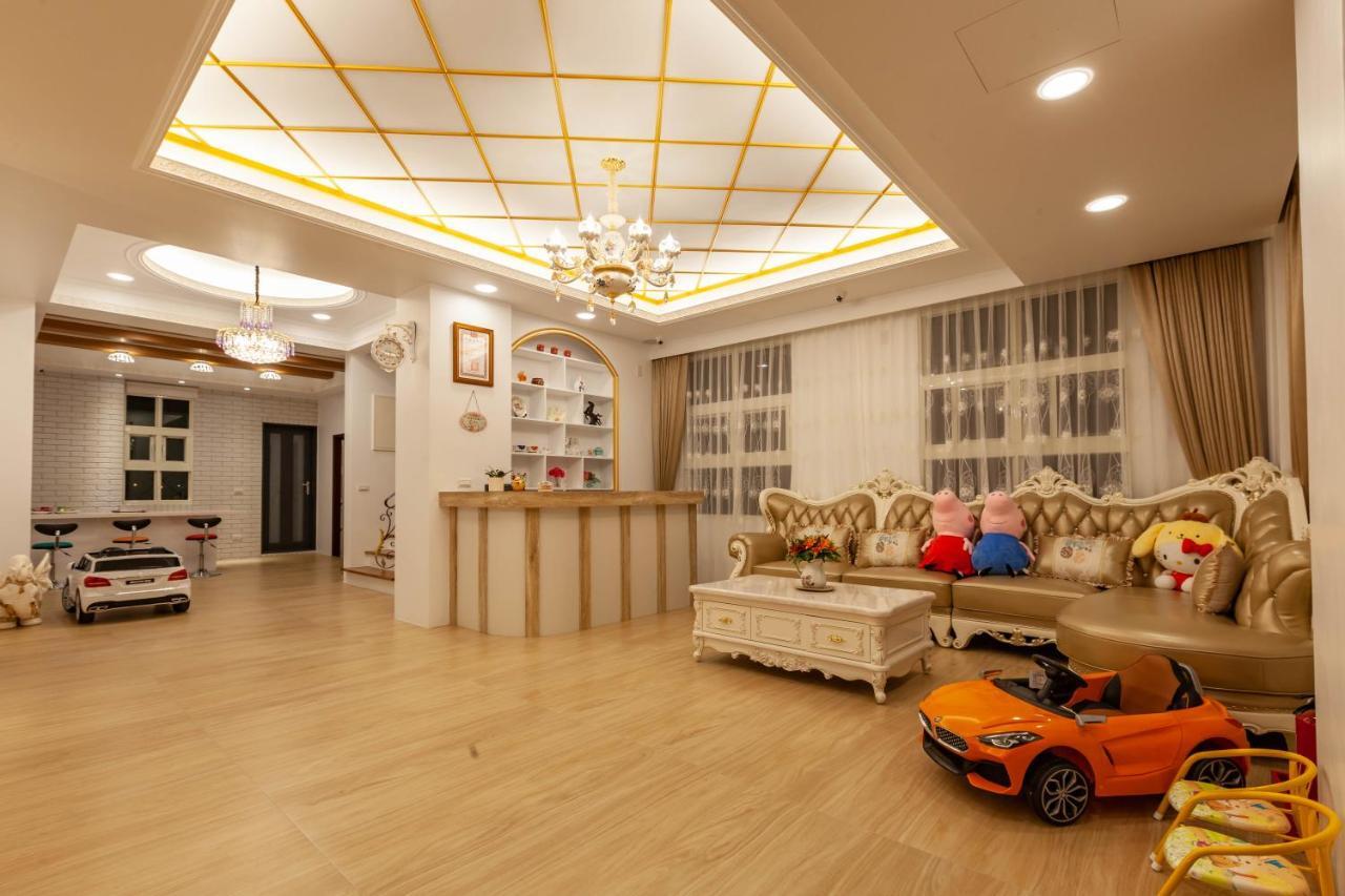 Michelin Castle - Yilan Homestay 우지에 외부 사진